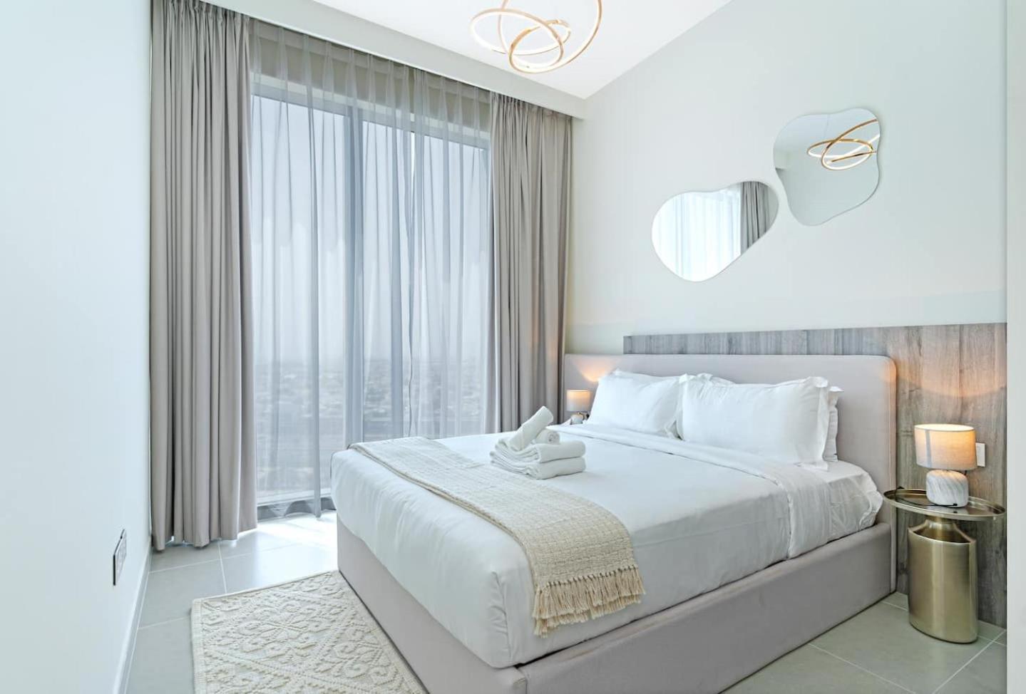 Downtown Flat Burj Khalifaoperametro-sleeps 3! دبي
