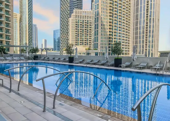 Downtown Flat Burj Khalifaoperametro-Sleeps 3!